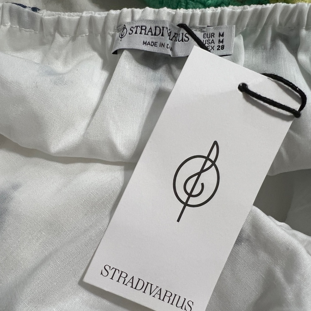 White and Blue  Dress - Picture 6 of 6